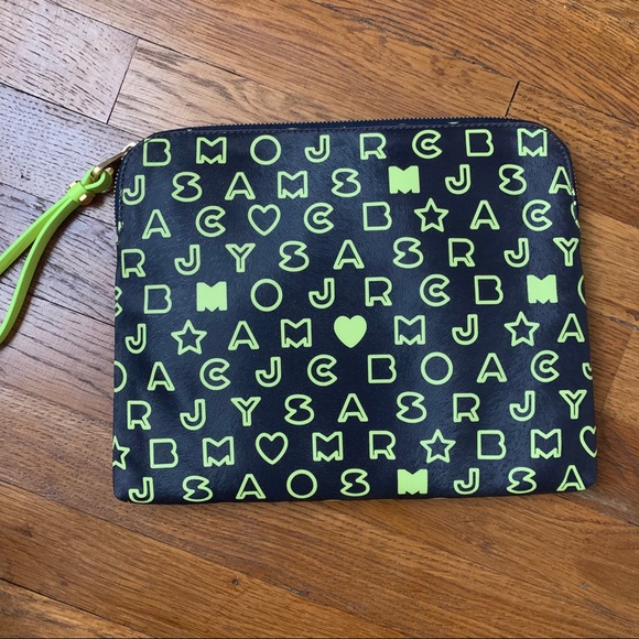 Marc by Marc Jacobs logo iPad case/clutch - Picture 3 of 9